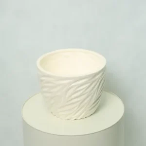 گلدان سرامیک برگی سایز متوسط رنگ سفید(داستر)